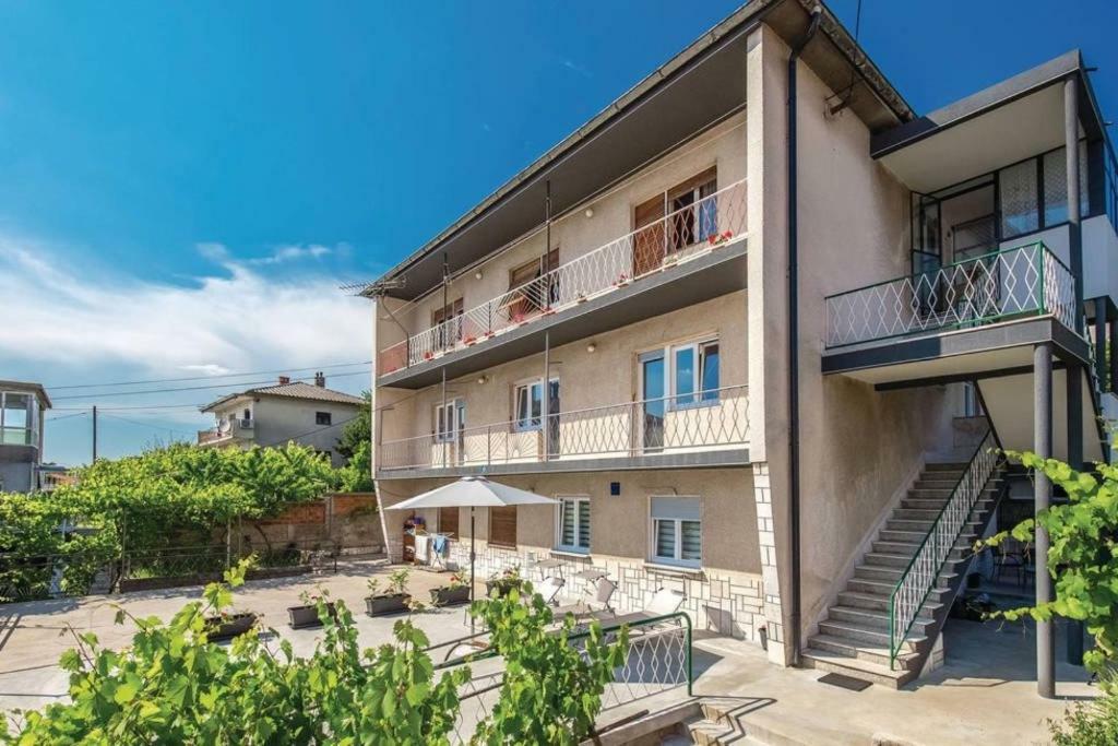 Apartment Laura كوسترينا المظهر الخارجي الصورة